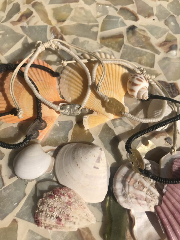 St. John Petroglyph Mother of Pearl Bracelet